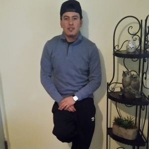 Meet your Posher, Carlos